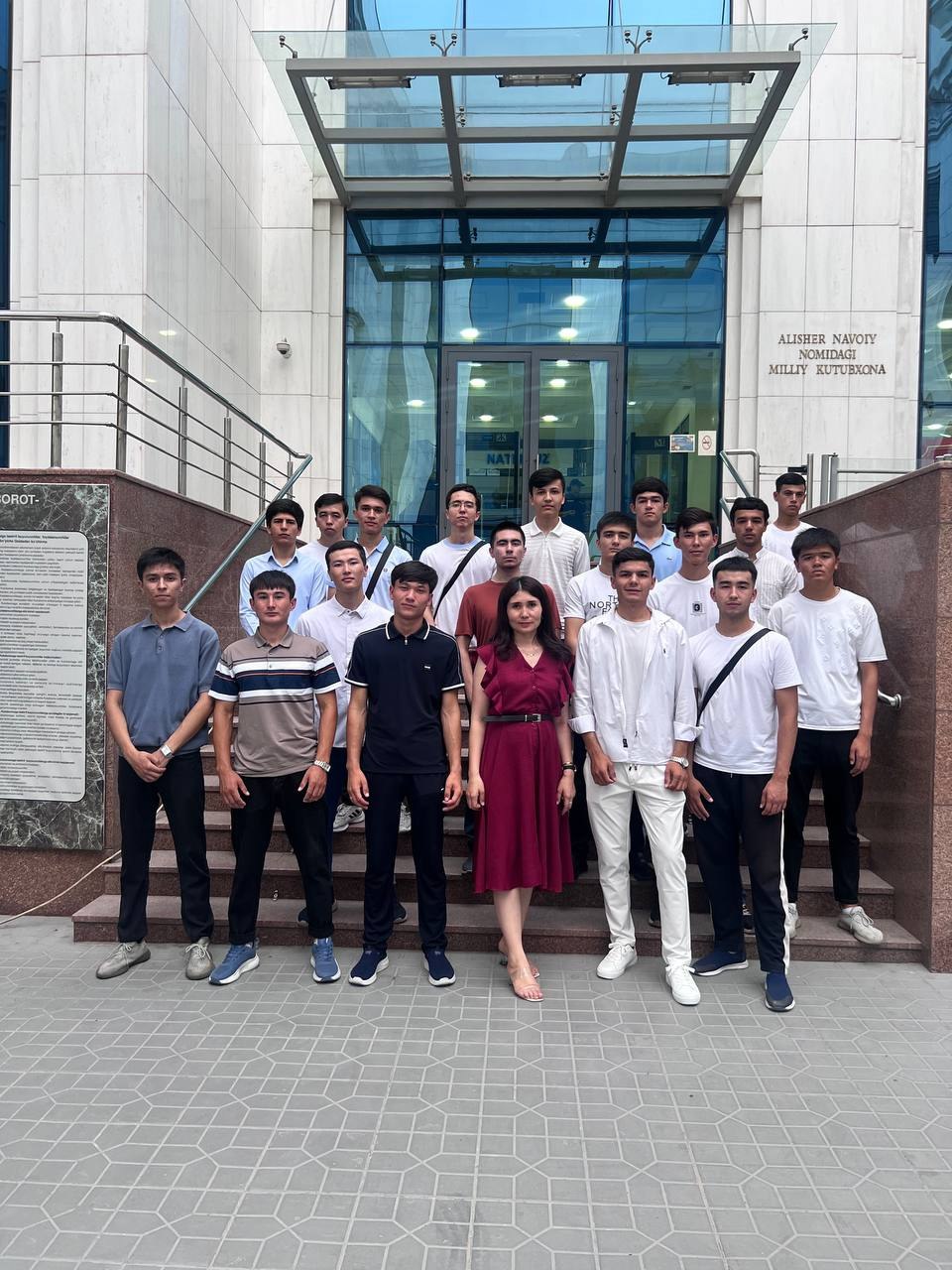 Toshkent arxitektura-qurilish universitetida "Dolzarb 90 kun" loyihasi doirasida kitobxonlik targ'iboti o'tkazildi